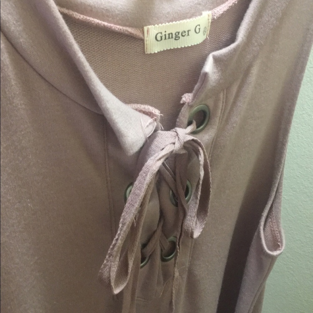 Dress - Picture 3 of 3